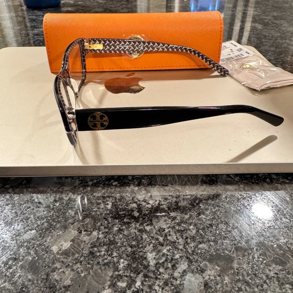 Authentic Tory Burch eyeglasses - Picture 2 of 6